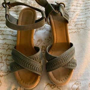 Pesaro heeled sandal, grey and beige, women’s 7